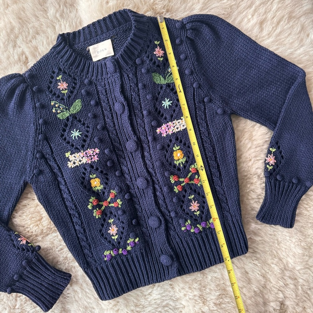 💋SOLD💋✨💙DÔEN ‘Forget Me Not’ Embroidered Cable Knit Cardigan Sweater Navy XS